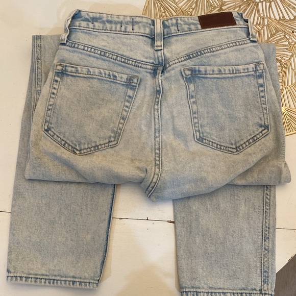 Hollister jeans - Picture 2 of 2